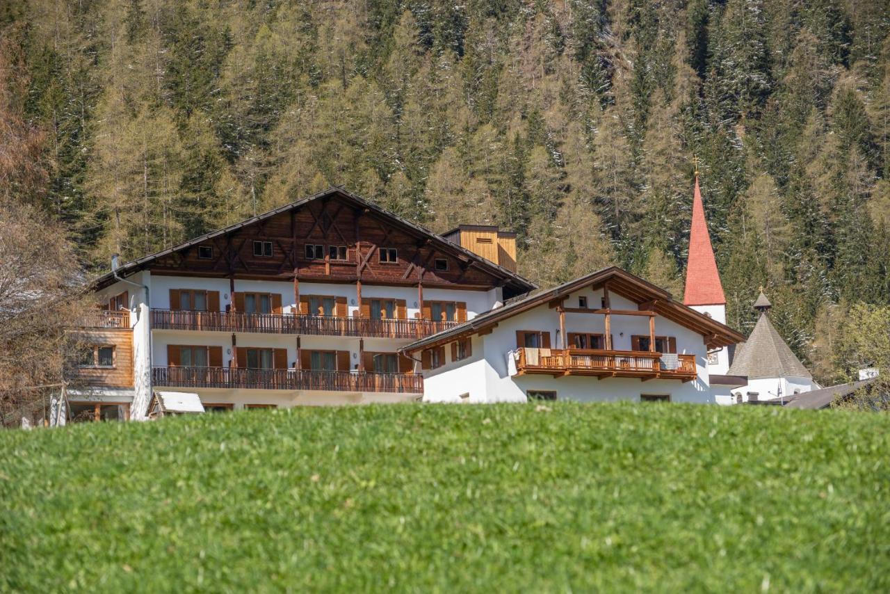 Hotel Ultnerhof Santa Gertrude Esterno foto