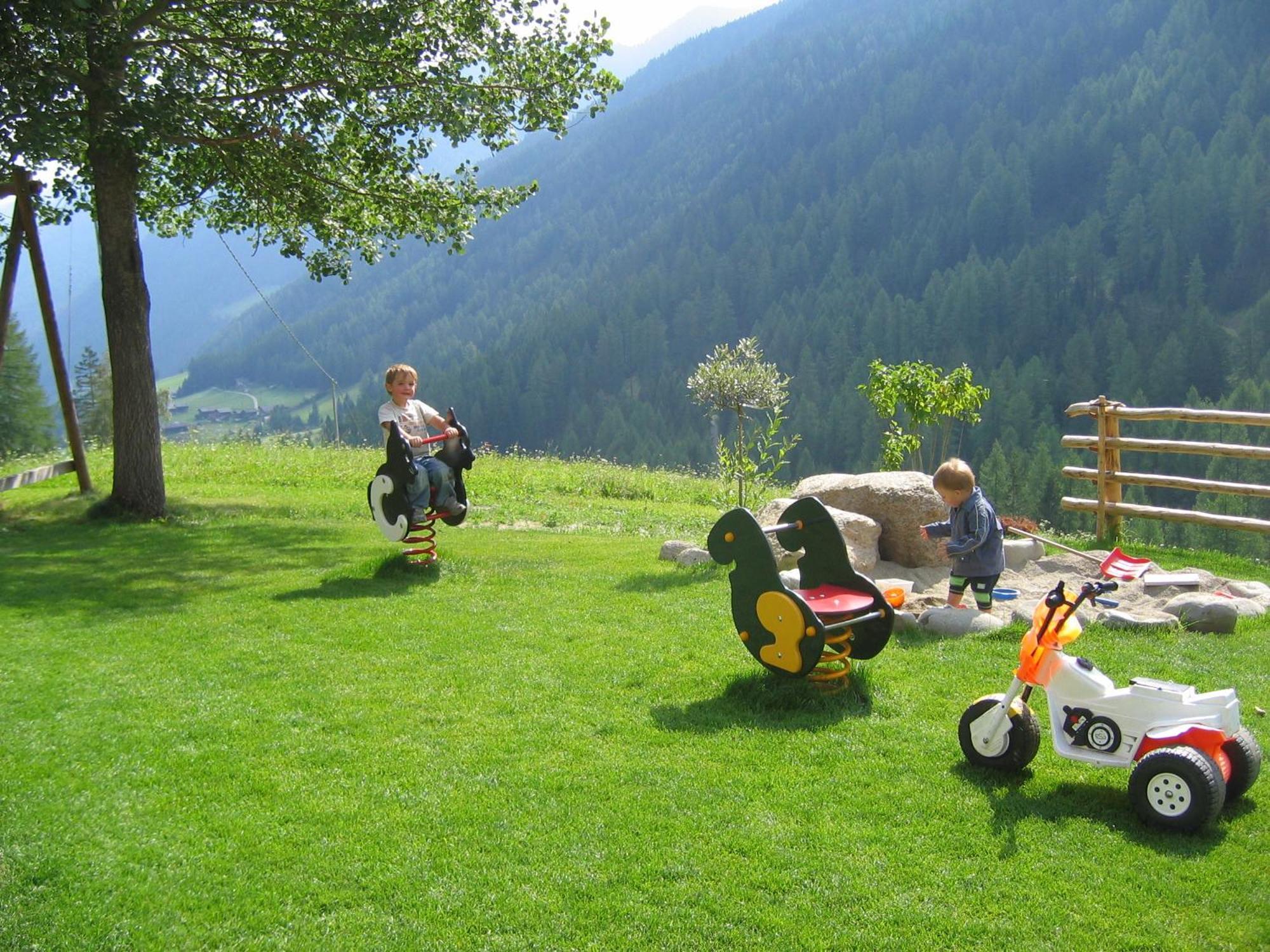 Hotel Ultnerhof Santa Gertrude Esterno foto