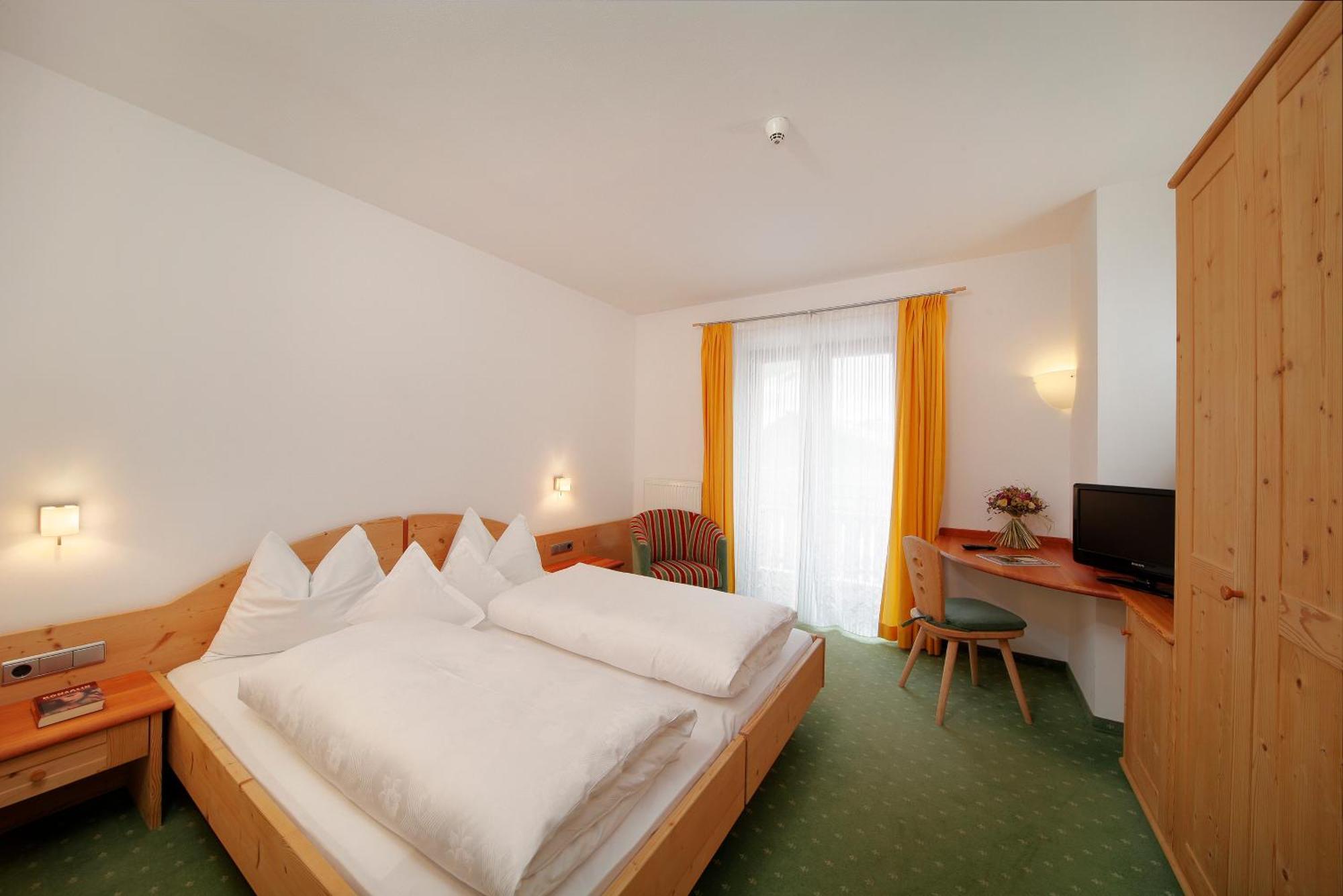 Hotel Ultnerhof Santa Gertrude Esterno foto