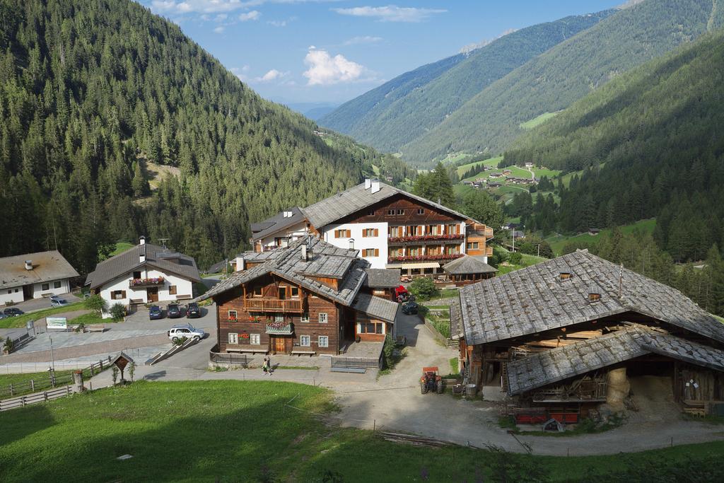 Hotel Ultnerhof Santa Gertrude Esterno foto
